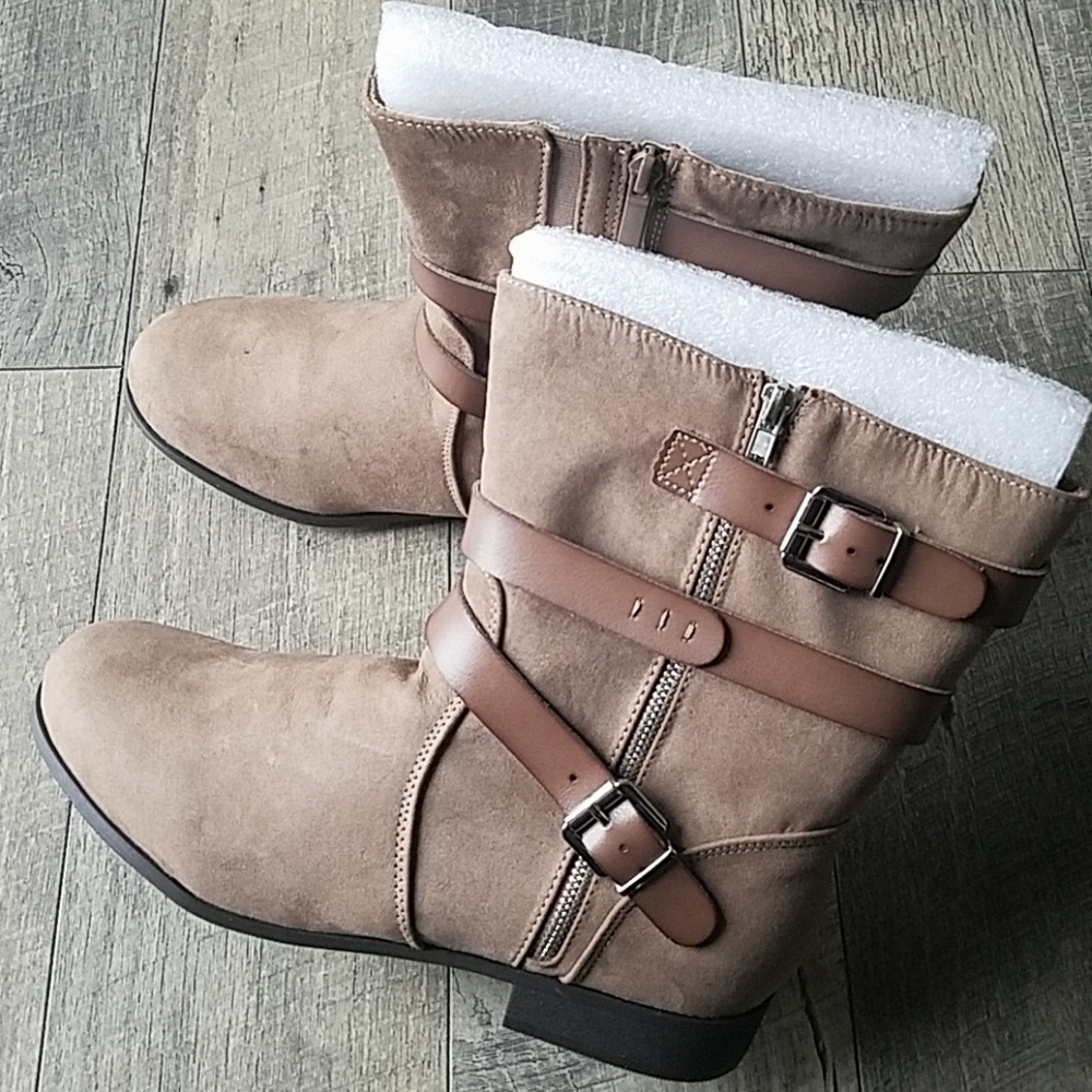 Brown ankle boots